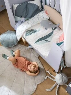 Grand Tapis En Fourrure Coquillage SOUS L'OCÉAN Ecru - Vertbaudet -Enfant Meubles Boutique grand tapis en fourrure coquillage sous locean 2