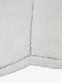 Grand Tapis En Fourrure Coquillage SOUS L'OCÉAN Ecru - Vertbaudet -Enfant Meubles Boutique grand tapis en fourrure coquillage sous locean 5