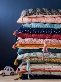 Matelas De Sol Avec Pompons FLEURETTES écru / Multicolore - Vertbaudet -Enfant Meubles Boutique matelas de sol avec pompons fleurettes 4