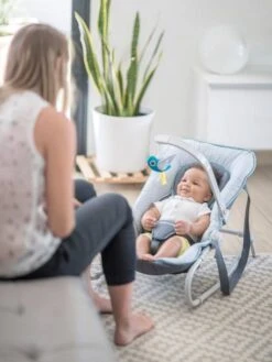 Transat BABYMOOV Graphik Avec Arche De Jeux Gris/pêche - Babymoov -Enfant Meubles Boutique transat babymoov graphik avec arche de jeux 2