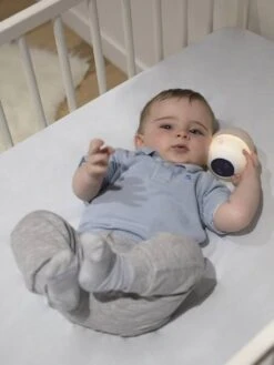 Veilleuse Nomade BABYMOOV Squeezy Blanc/gris - Babymoov -Enfant Meubles Boutique veilleuse nomade babymoov squeezy 2